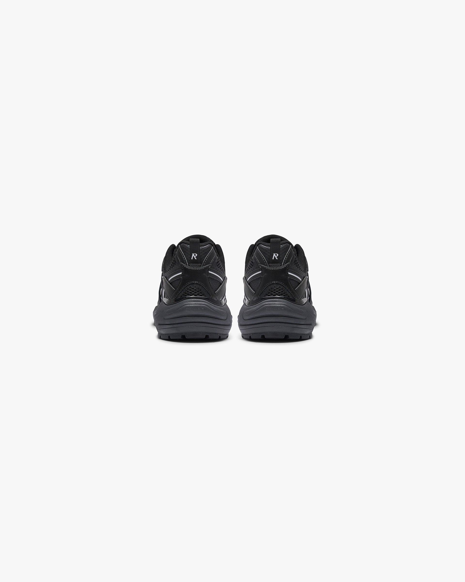 Storm Runner - Triple Black