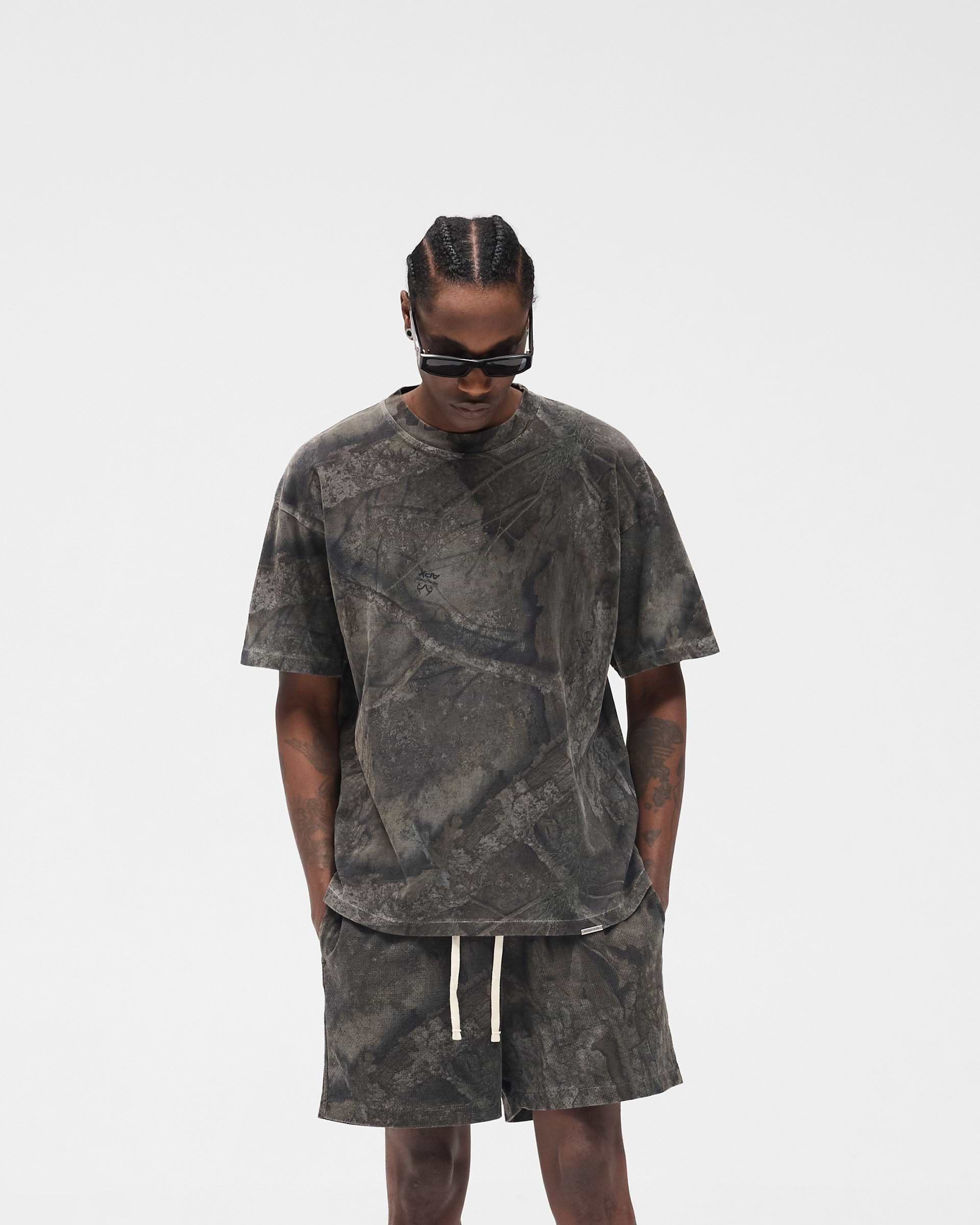 Initial Overdye Realtree® Oversized T-Shirt - Overdyed Black