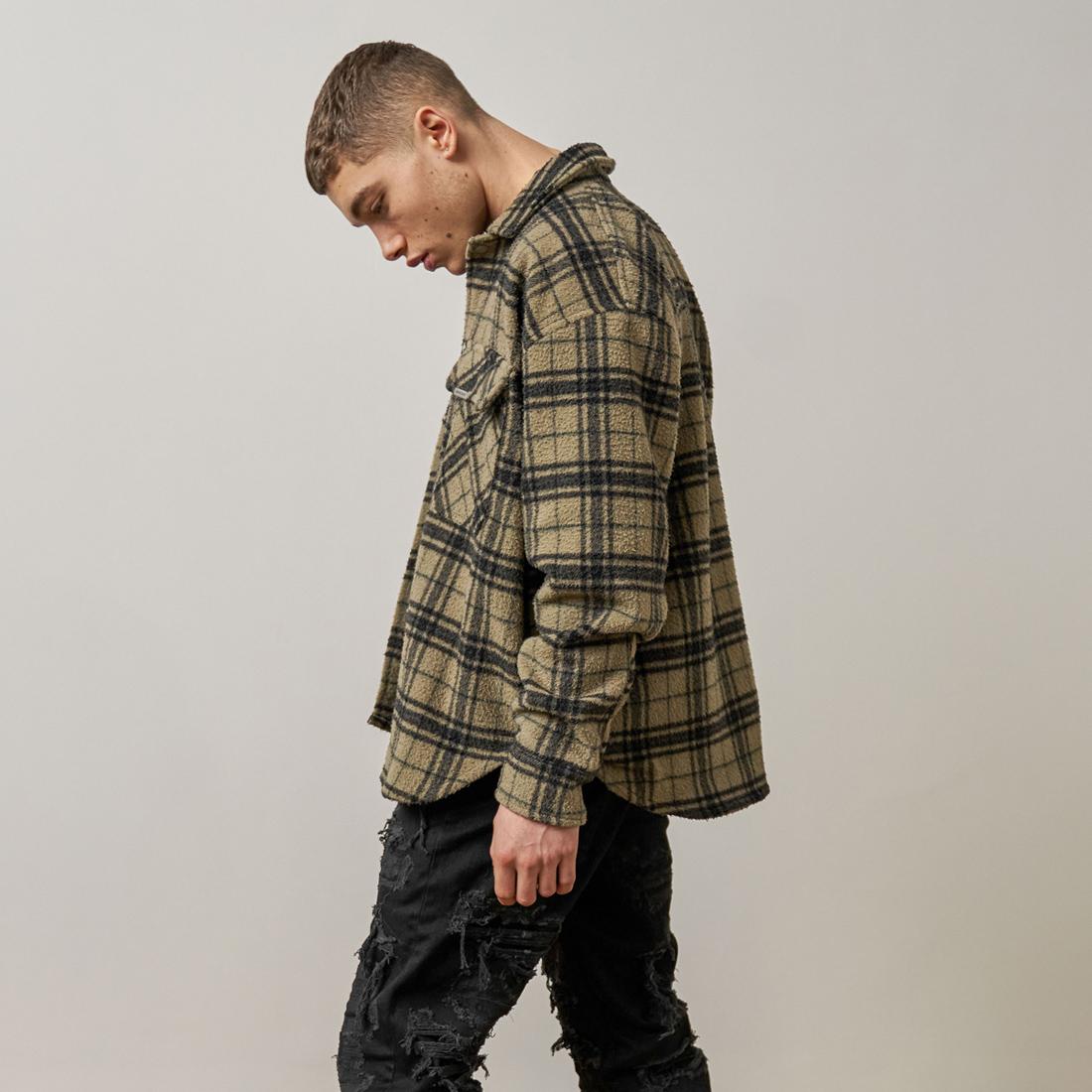 IRON SPIRIT LOOKBOOK
