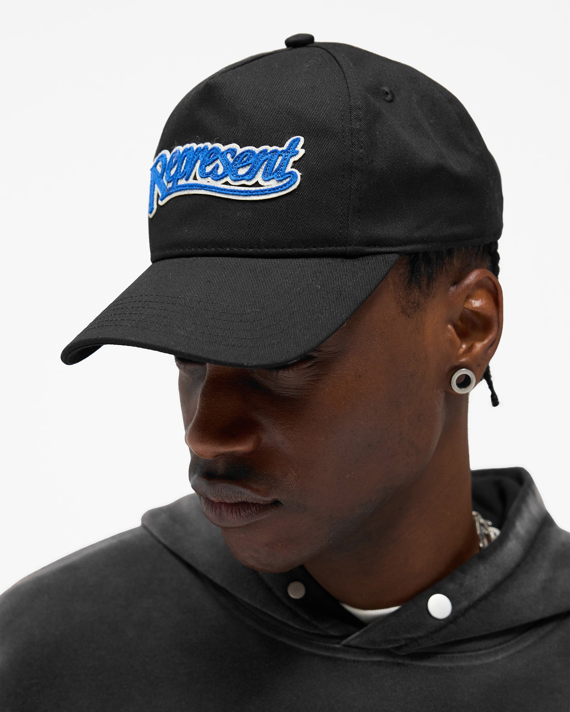 Represent Showcasing Cap - Black