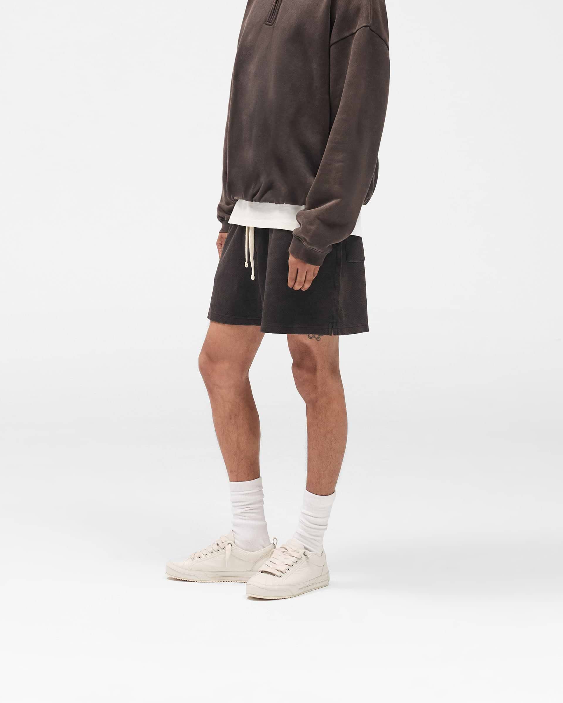 Initial_Mesh_Shorts_-_Coffee_02.jpg