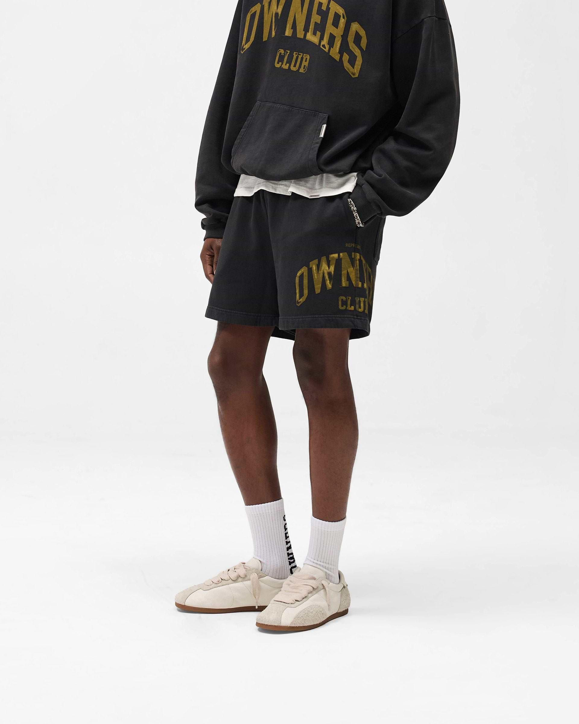 Represent_Owners_Club_Shorts_-_Faded_Black_02.jpg