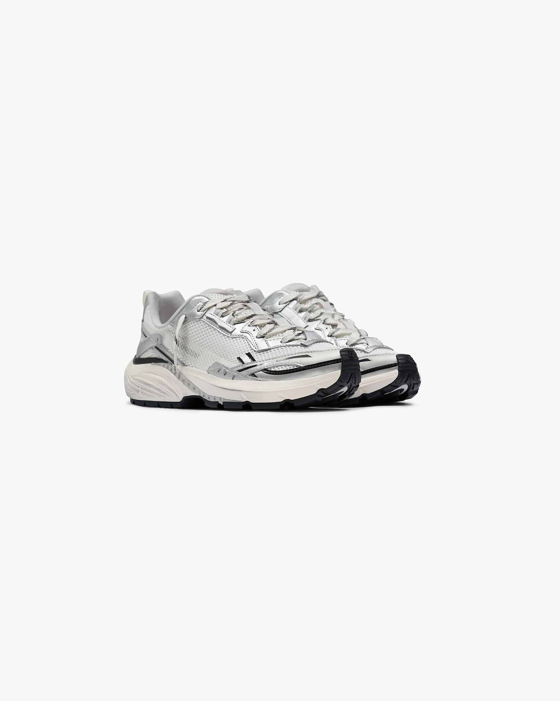 Storm_Torn_-_Flat_White_Silver_02.jpg
