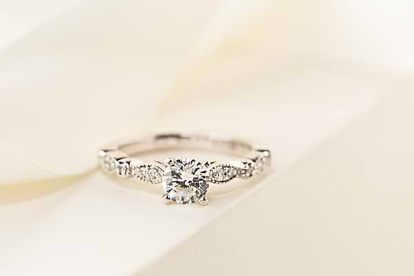 amore vintage lab grown diamond engagement ring