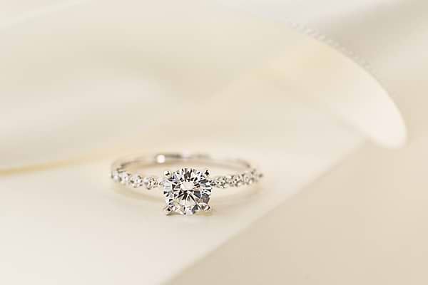 willow lab grown diamond engagement ring