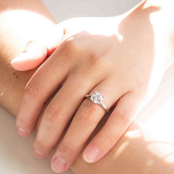 Traditional Solitaire Engagement Ring