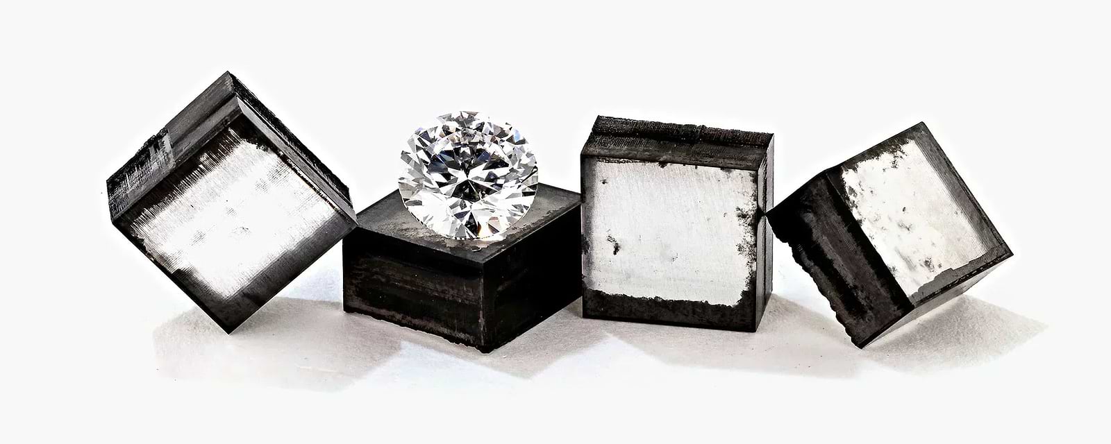 What the De Beers Diamond Testing Machines Reveal About Lab-Grown Diamonds