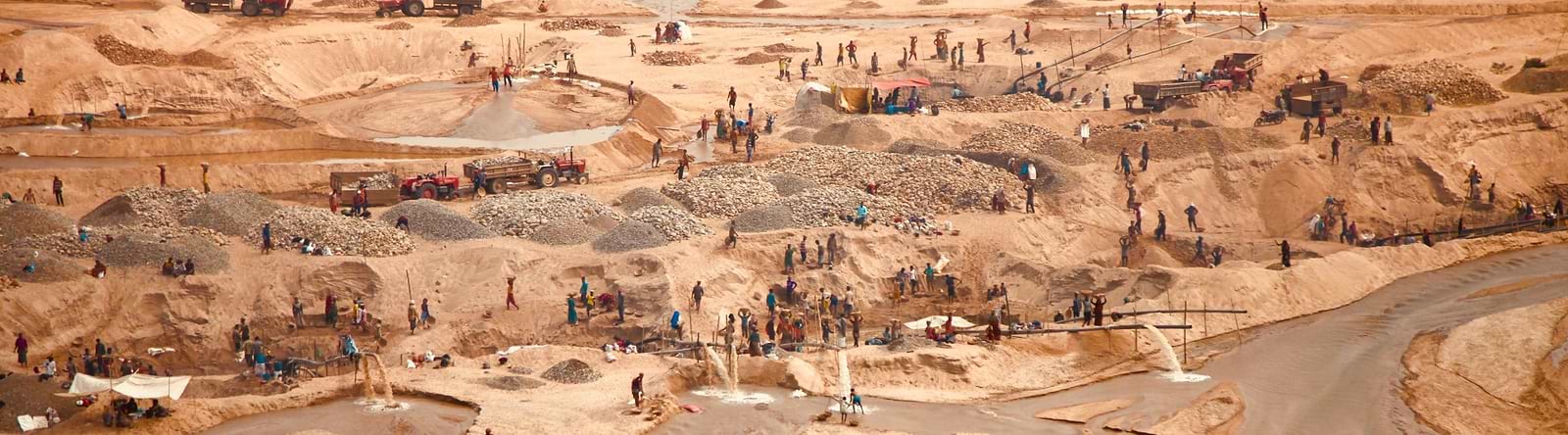 Russia Takes Steps to Lift Seven Year Ban on Export of Blood Diamonds