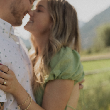 Maggie and Cameron: Featured Couple