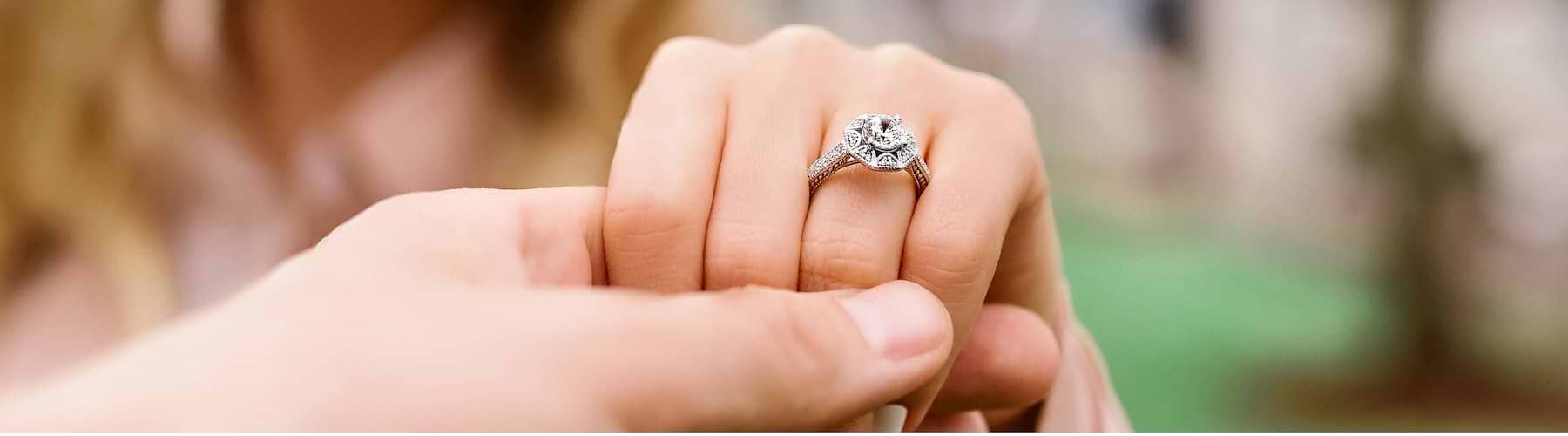 Modern Engagement - Propose with the Perfect Diamond Ring