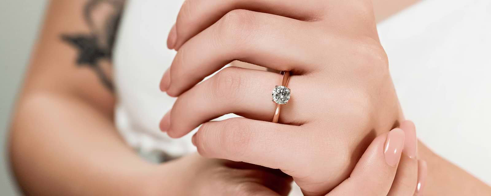 Top 7 Simple Yet Unique Engagement Rings for Women