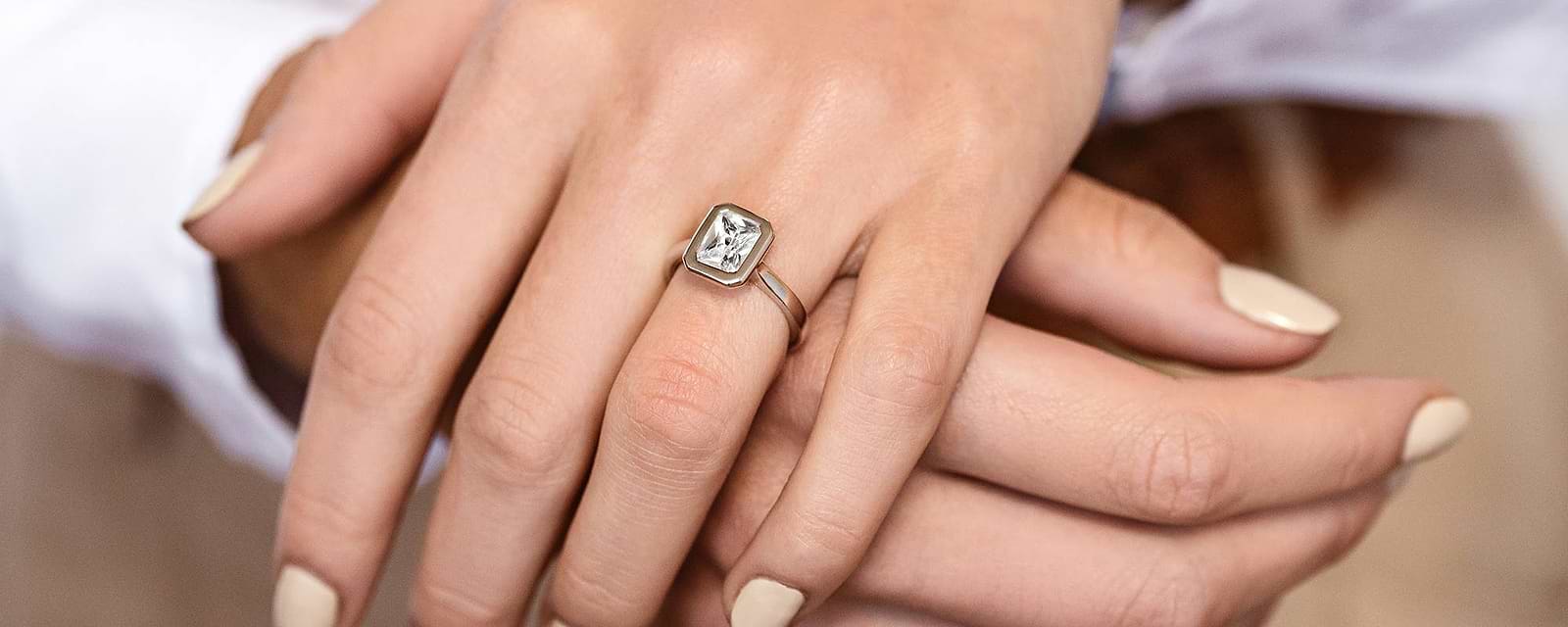 7 Affordable Engagement Rings Under $1,500