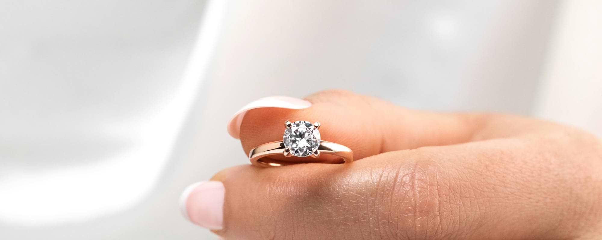 How to Choose an Engagement Ring