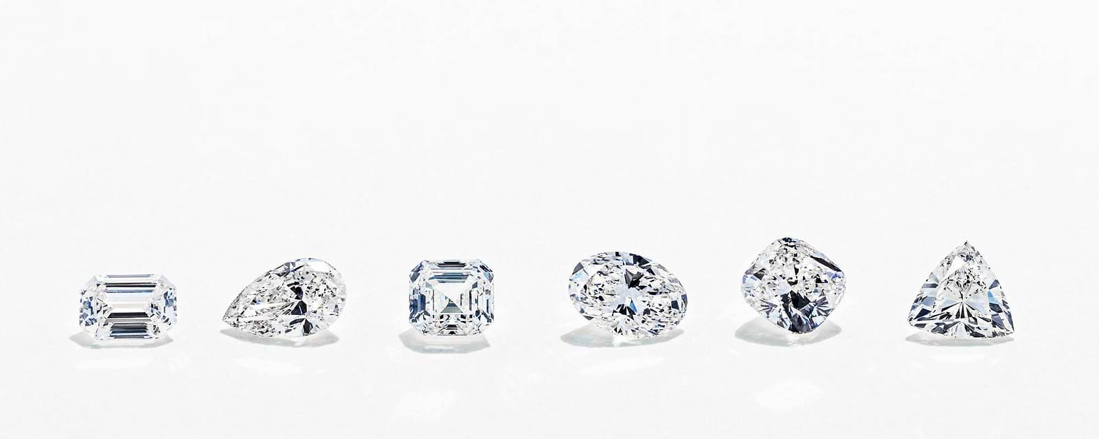 The Diamond Hybrid® vs. Moissanite
