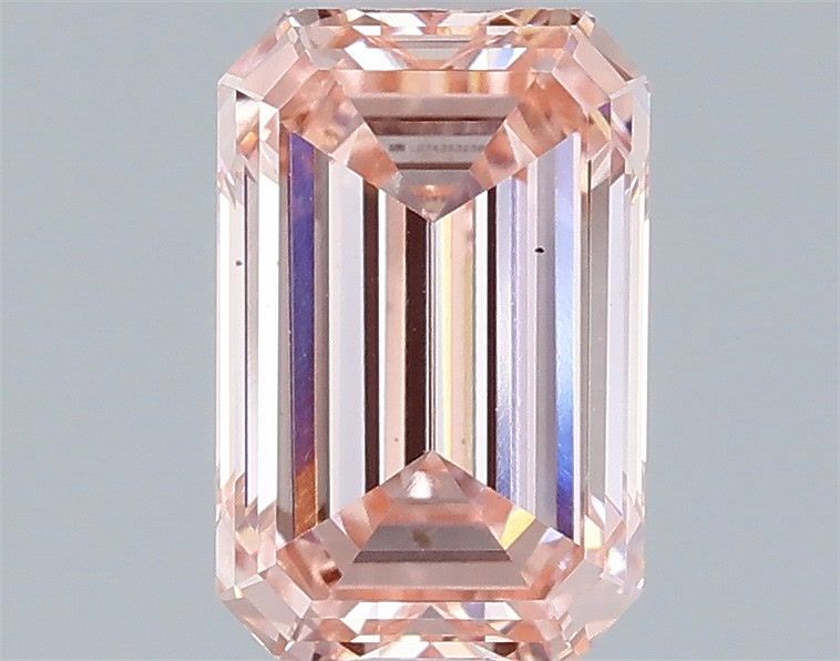 1.50 Carat Emerald Shaped, Excellent Cut, VS1 Clarity, IGI Certified Lab Grown Diamond