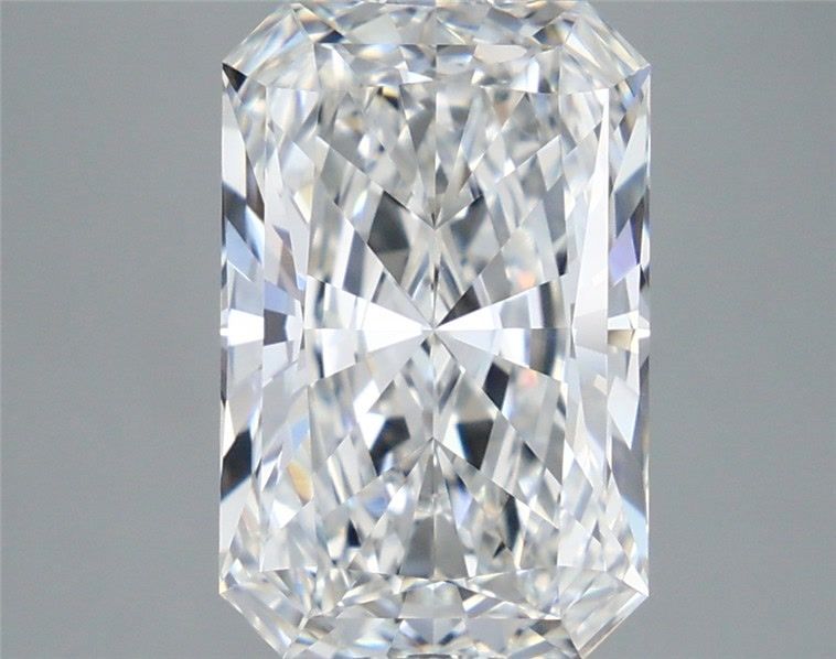 4.55 Carat Radiant Shaped, Very Good Cut, F Color, VVS1 Clarity, IGI Certified Lab Grown Diamond