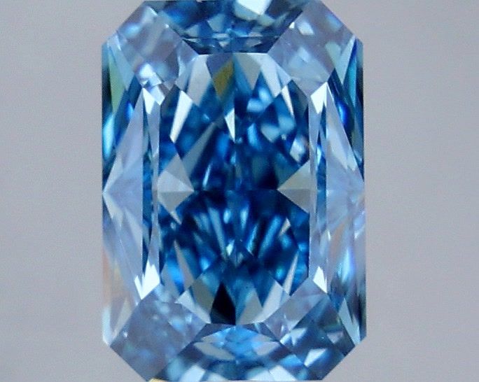 2.81 Carat Radiant Shaped, Very Good Cut, FANCY VIVID BLUE Color, VS1 Clarity, IGI Certified Lab Grown Diamond