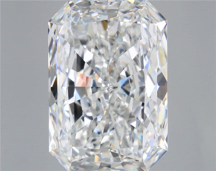15.07 Carat Radiant Shaped, Very Good Cut, F Color, VVS2 Clarity, IGI Certified Lab Grown Diamond