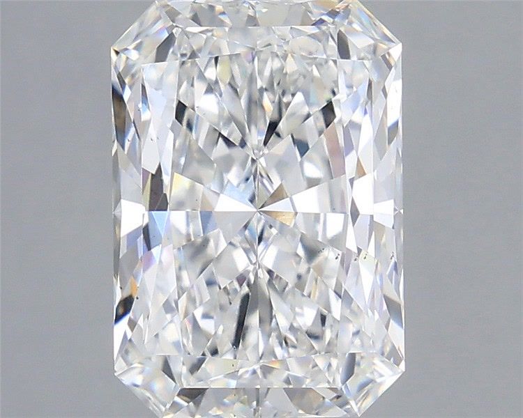 3.52 Carat Radiant Shaped, Very Good Cut, E Color, VS2 Clarity, IGI Certified Lab Grown Diamond