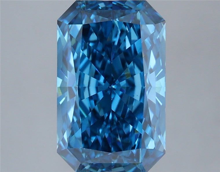 3.04 Carat Radiant Shaped, Ideal Cut, VS2 Clarity, IGI Certified Lab Grown Diamond