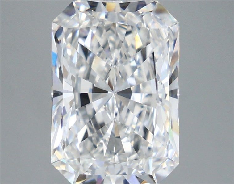 4.59 Carat Radiant Shaped, Very Good Cut, F Color, VVS2 Clarity, IGI Certified Lab Grown Diamond