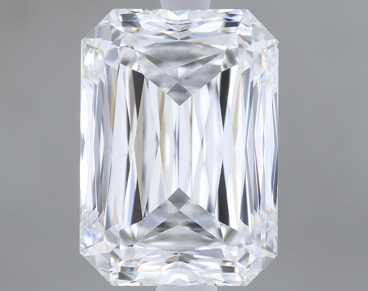 3.04 Carat Radiant Shaped, Ideal Cut, D Color, VVS2 Clarity, IGI Certified Lab Grown Diamond