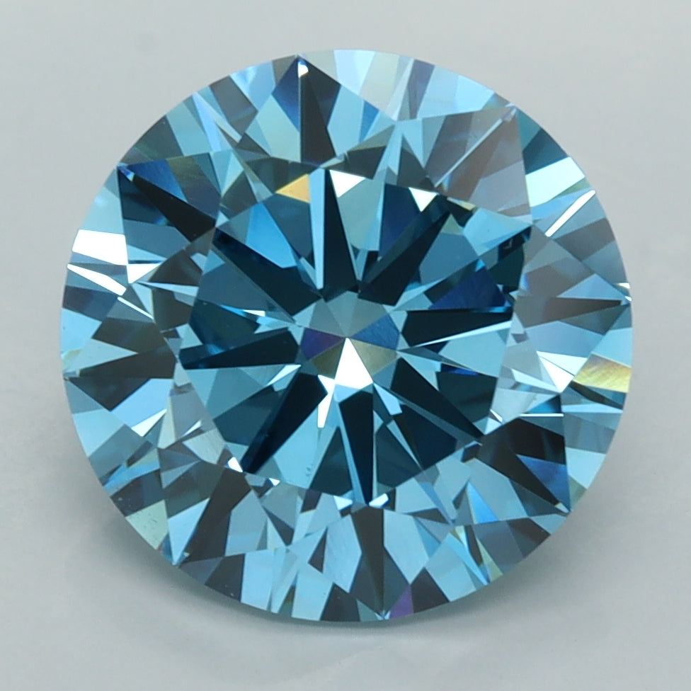 5.02 Carat Round Shaped, Excellent Cut, VVS2 Clarity, IGI Certified Lab Grown Diamond