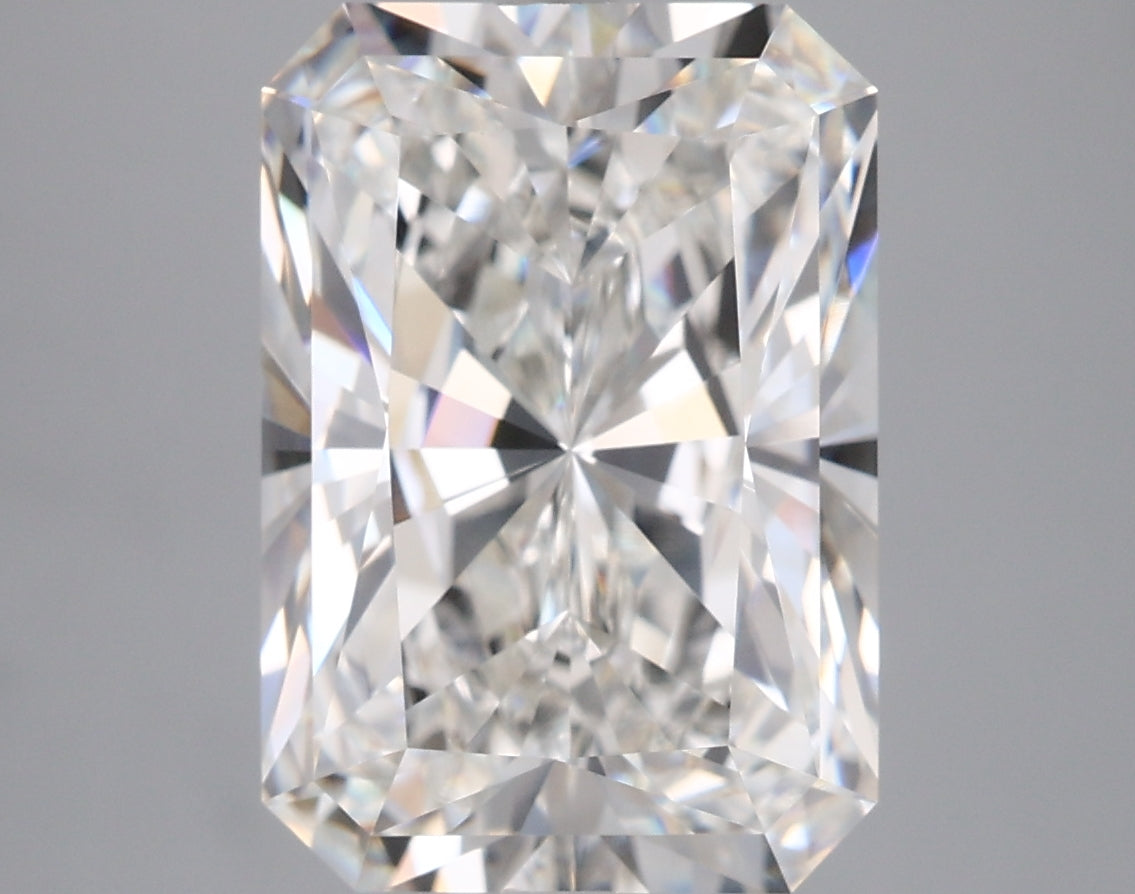 7.01 Carat Radiant Shaped, Very Good Cut, F Color, VVS2 Clarity, IGI Certified Lab Grown Diamond