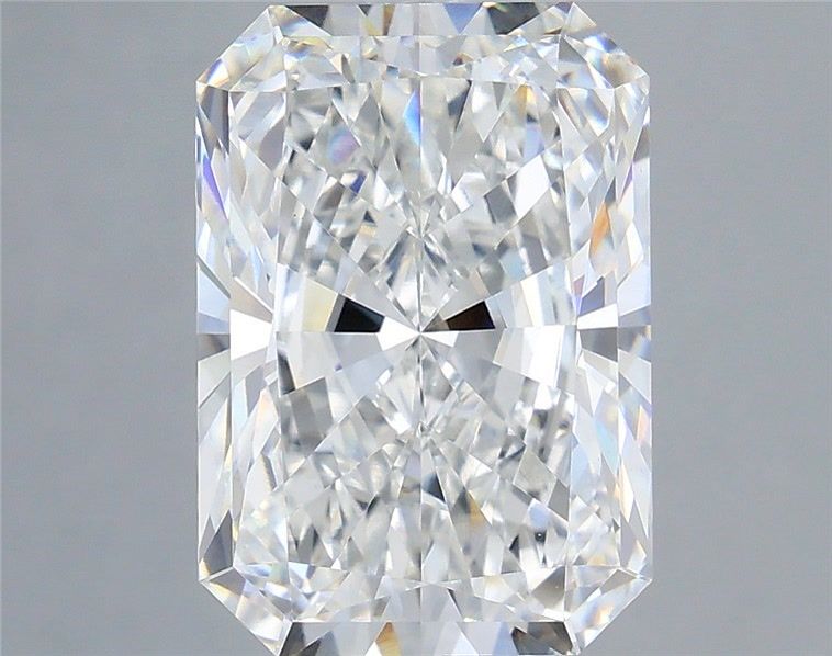 5.53 Carat Radiant Shaped, Ideal Cut, E Color, VVS2 Clarity, IGI Certified Lab Grown Diamond