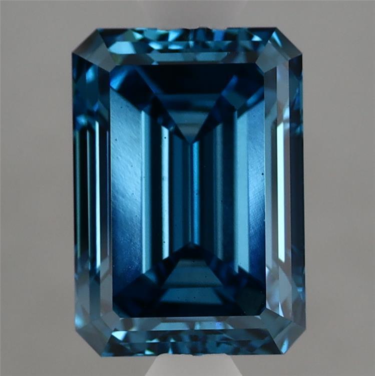 3.00 Carat Emerald Shaped, Ideal Cut, VS1 Clarity, IGI Certified Lab Grown Diamond