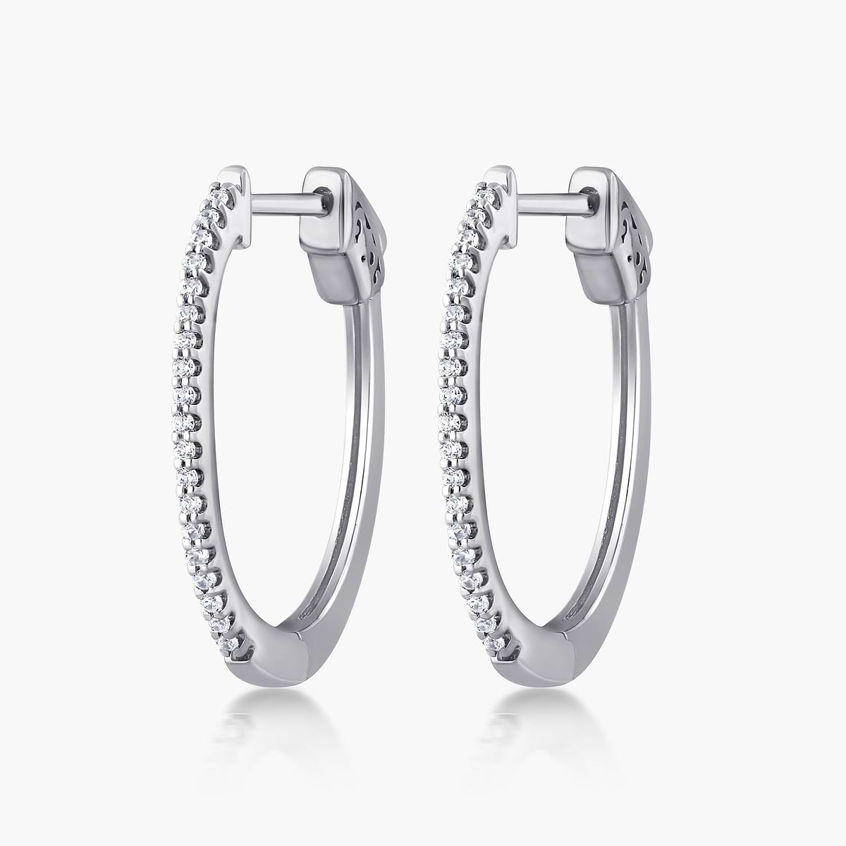 1/6 ctw Round Lab Grown Diamond Petite Hinged Hoop Earrings