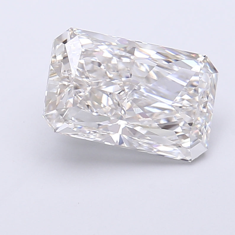 2.79 Carat Radiant Shaped, Very Good Cut, VVS2 Clarity, IGI Certified Lab Grown Diamond