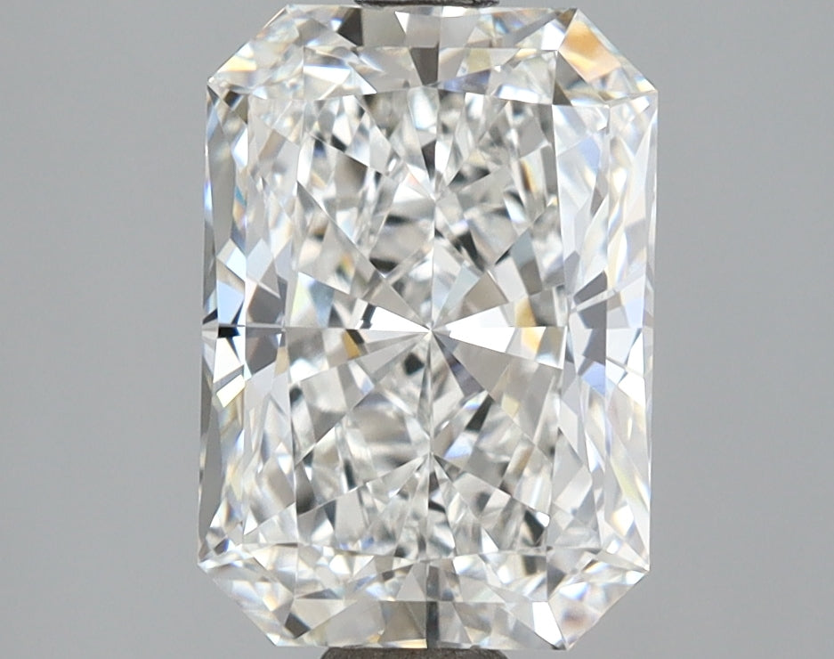 2.52 Carat Radiant Shaped, Ideal Cut, E Color, VS1 Clarity, IGI Certified Lab Grown Diamond