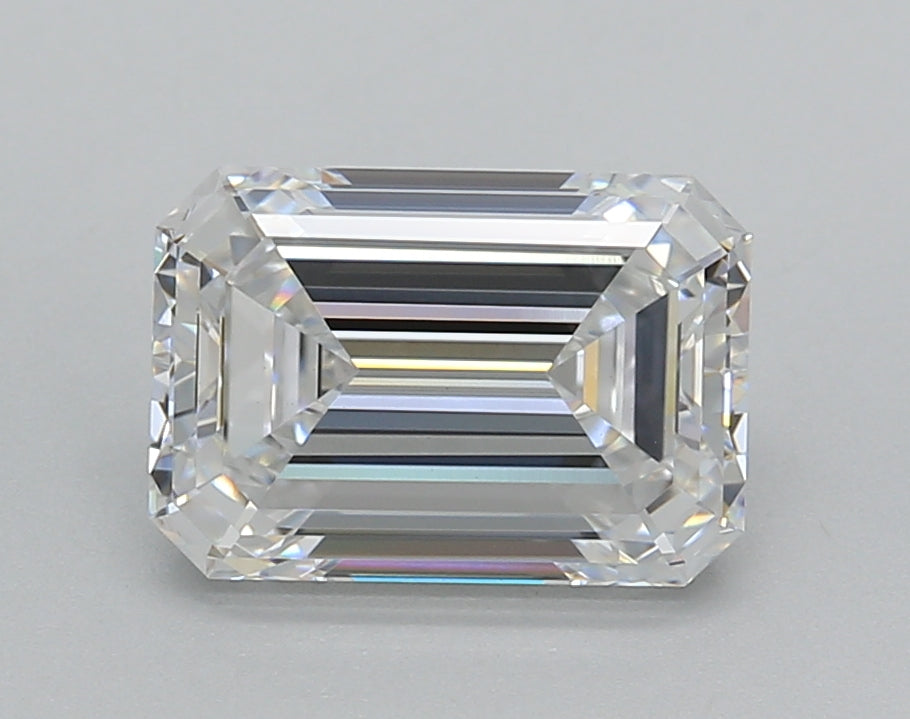 2.52 Carat Emerald Shaped, Very Good Cut, D Color, VVS2 Clarity, IGI Certified Lab Grown Diamond