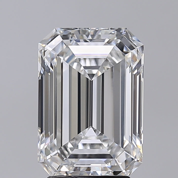 3.52 Carat Emerald Shaped, Excellent Cut, E Color, VVS2 Clarity, IGI Certified Lab Grown Diamond