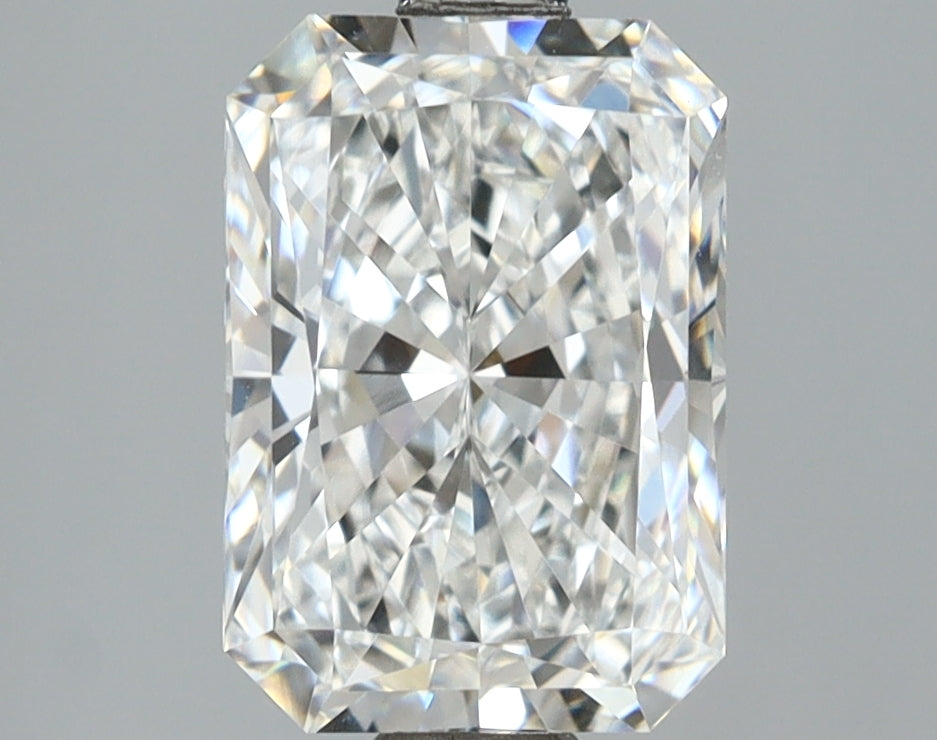 2.59 Carat Radiant Shaped, Ideal Cut, E Color, VVS2 Clarity, IGI Certified Lab Grown Diamond