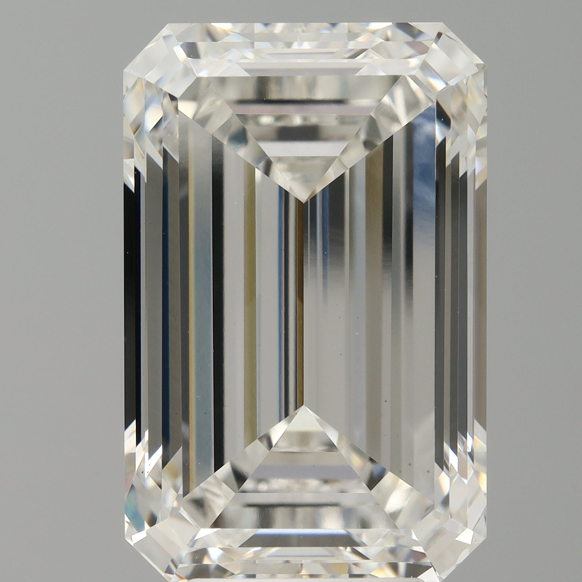 7.50 Carat Emerald Shaped, Excellent Cut, F Color, VVS2 Clarity, IGI Certified Lab Grown Diamond