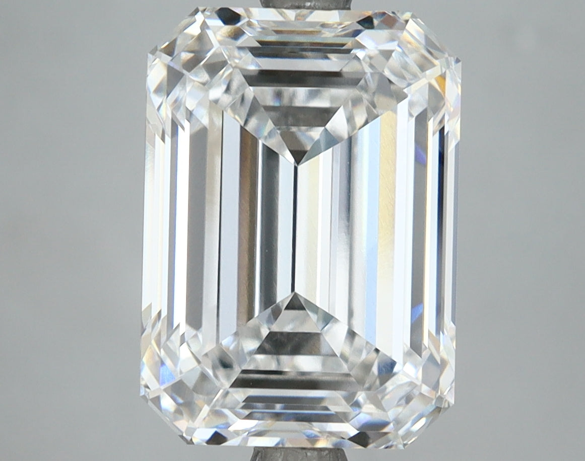 5.54 Carat Emerald Shaped, Ideal Cut, D Color, VVS1 Clarity, IGI Certified Lab Grown Diamond