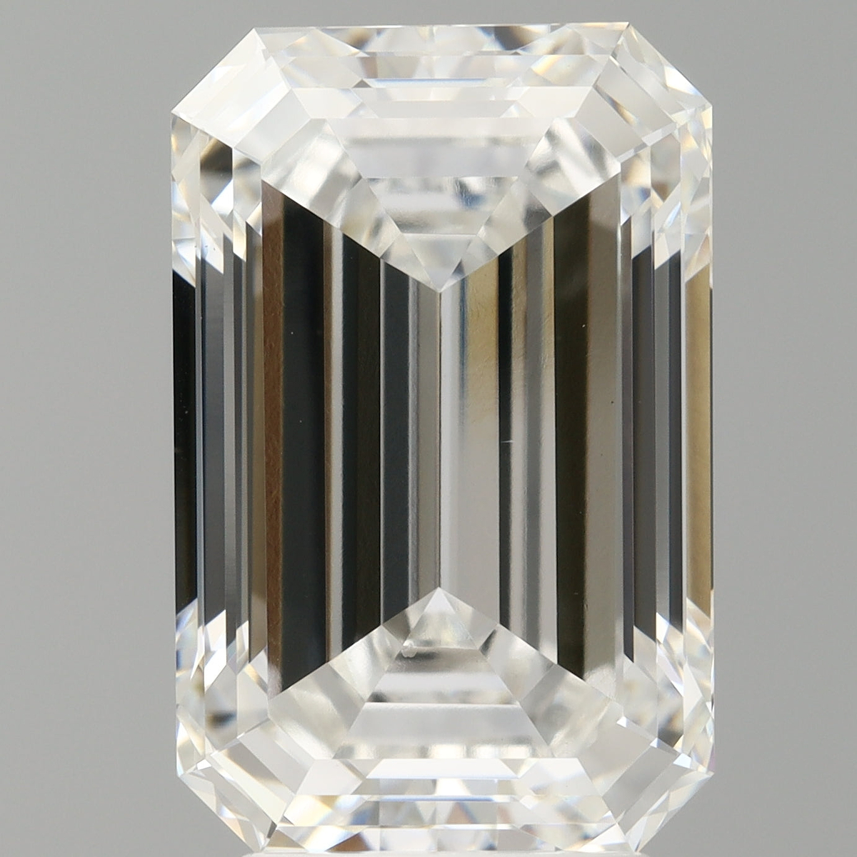 4.59 Carat Emerald Shaped, Ideal Cut, E Color, VVS2 Clarity, IGI Certified Lab Grown Diamond