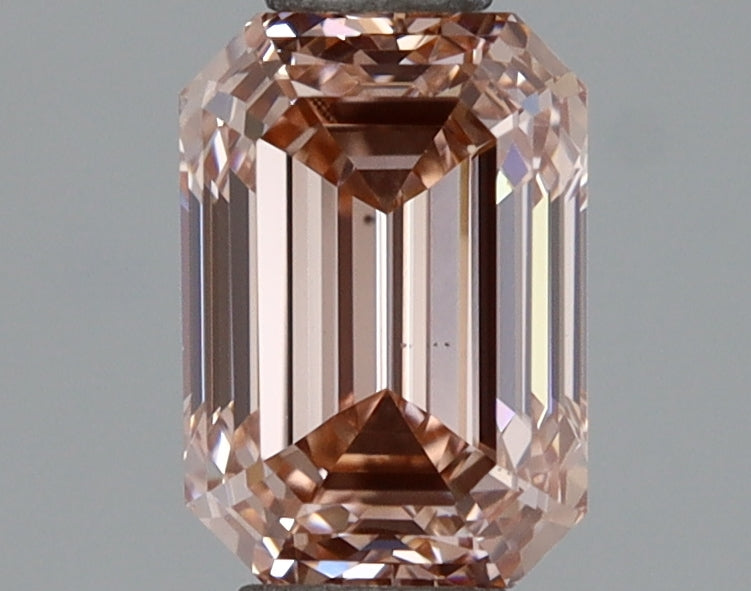 1.00 Carat Emerald Shaped, Excellent Cut, VS1 Clarity, IGI Certified Lab Grown Diamond