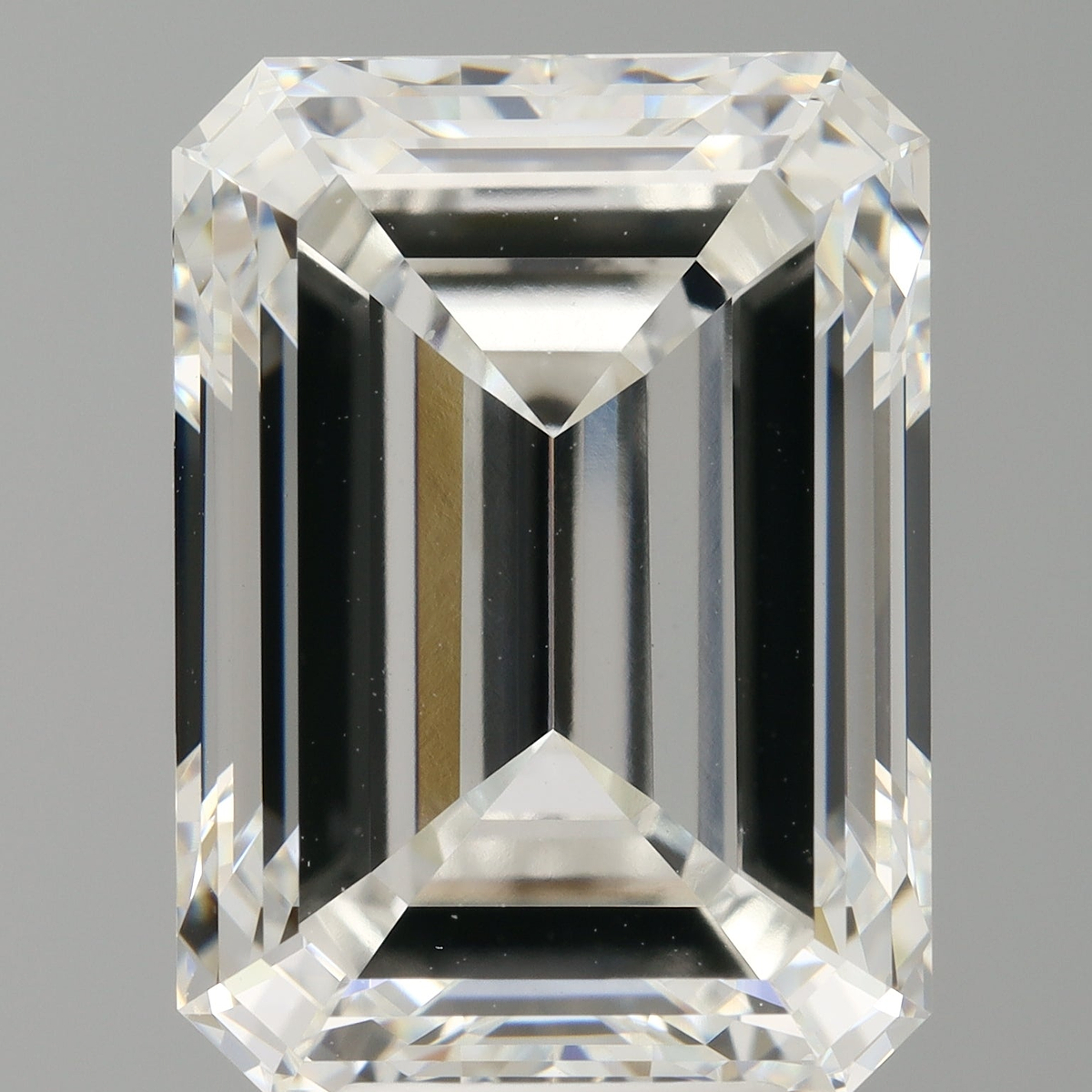 7.50 Carat Emerald Shaped, Excellent Cut, E Color, VVS2 Clarity, IGI Certified Lab Grown Diamond