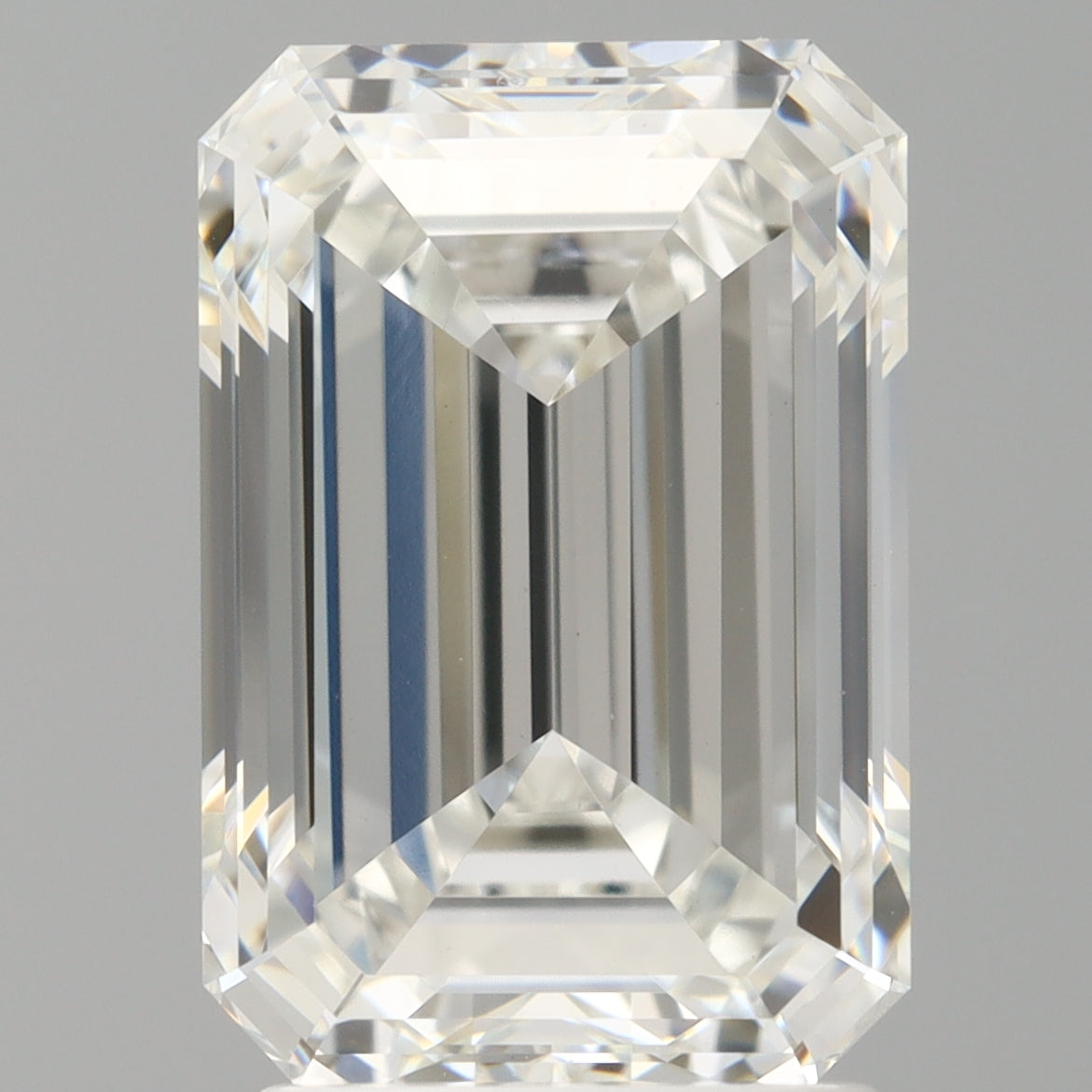 3.00 Carat Emerald Shaped, Ideal Cut, F Color, VVS2 Clarity, IGI Certified Lab Grown Diamond