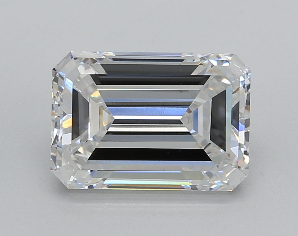 3.00 Carat Emerald Shaped, Very Good Cut, D Color, VS1 Clarity, IGI Certified Lab Grown Diamond