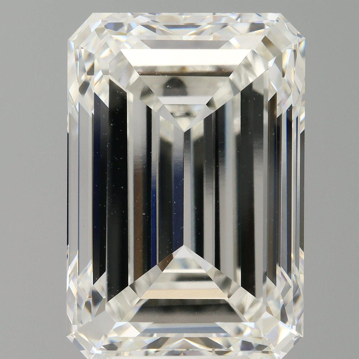 8.50 Carat Emerald Shaped, Ideal Cut, G Color, VS1 Clarity, IGI Certified Lab Grown Diamond