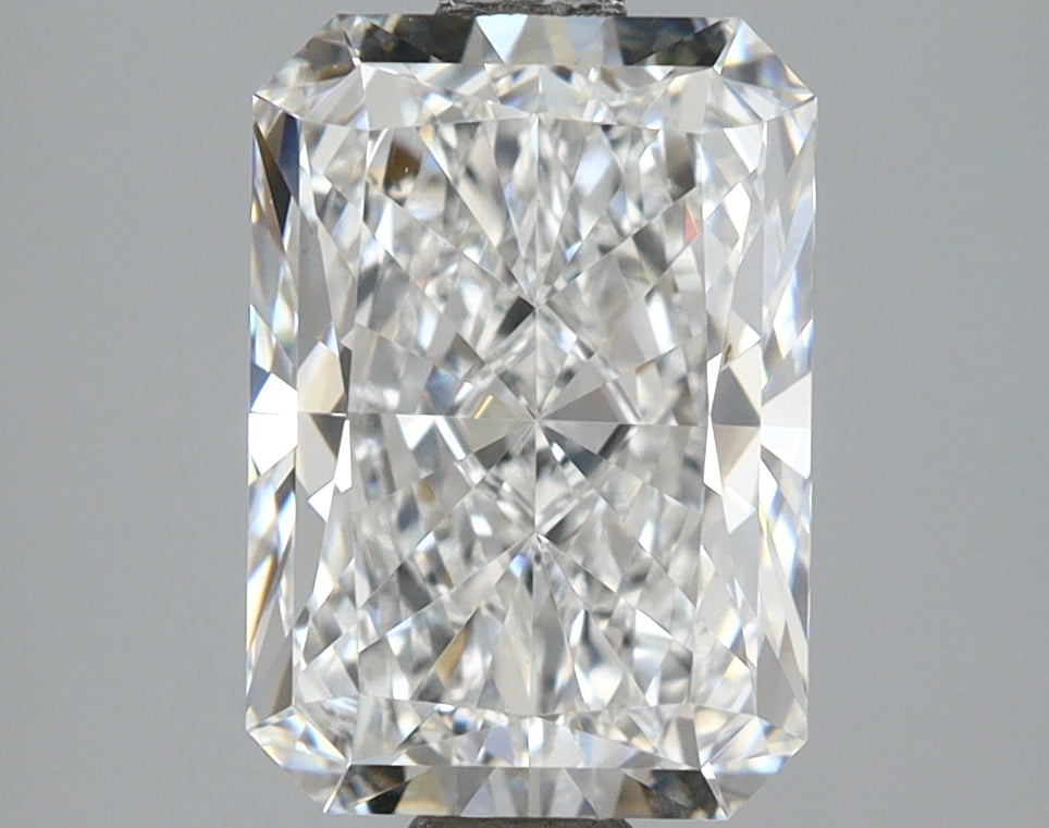 3.05 Carat Radiant Shaped, Ideal Cut, E Color, VVS2 Clarity, IGI Certified Lab Grown Diamond