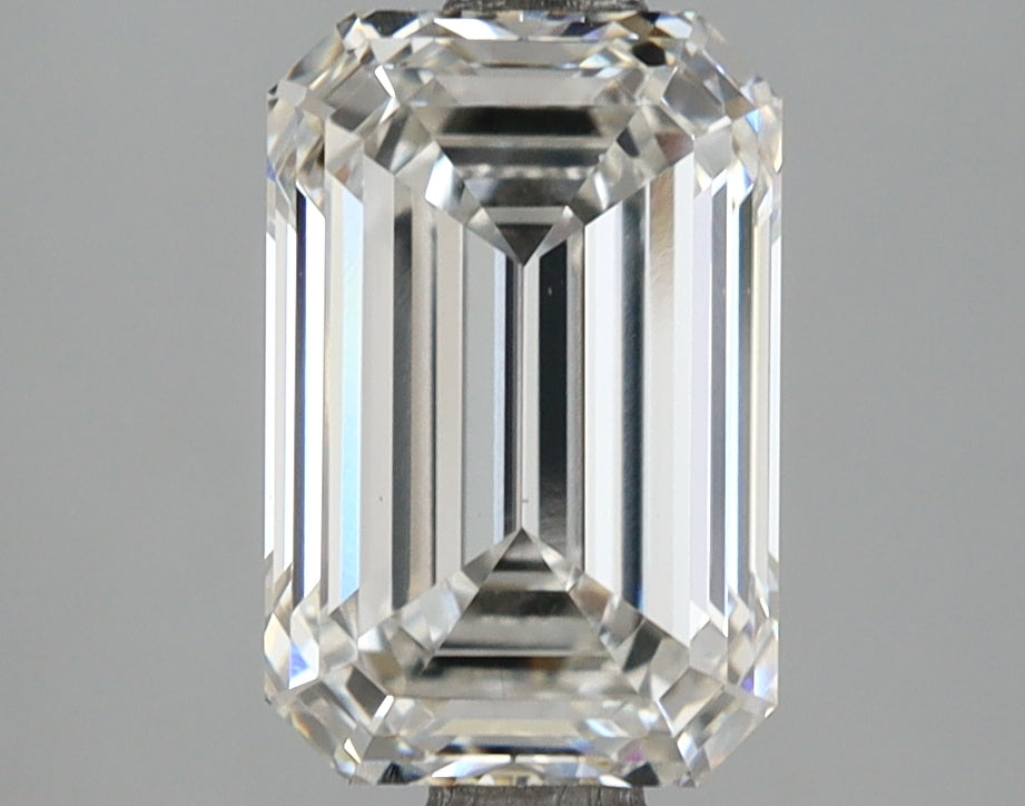 2.59 Carat Emerald Shaped, Ideal Cut, F Color, VVS2 Clarity, IGI Certified Lab Grown Diamond