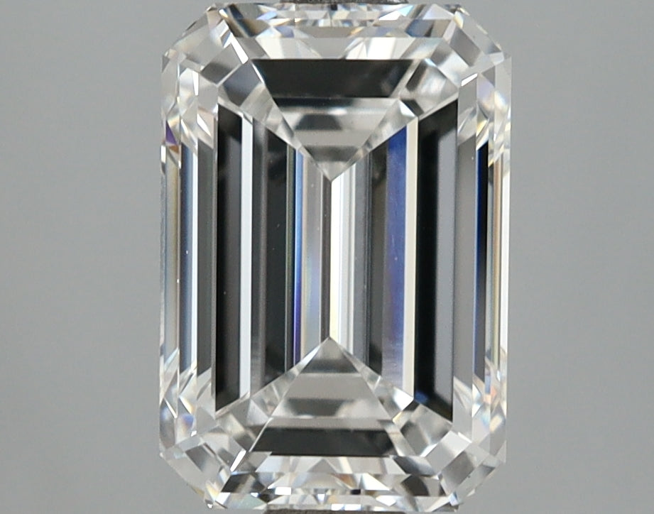 3.00 Carat Emerald Shaped, Ideal Cut, E Color, VVS2 Clarity, IGI Certified Lab Grown Diamond