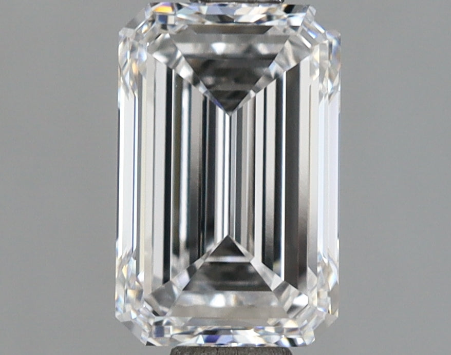 1.50 Carat Emerald Shaped, Very Good Cut, D Color, VVS1 Clarity, IGI Certified Lab Grown Diamond