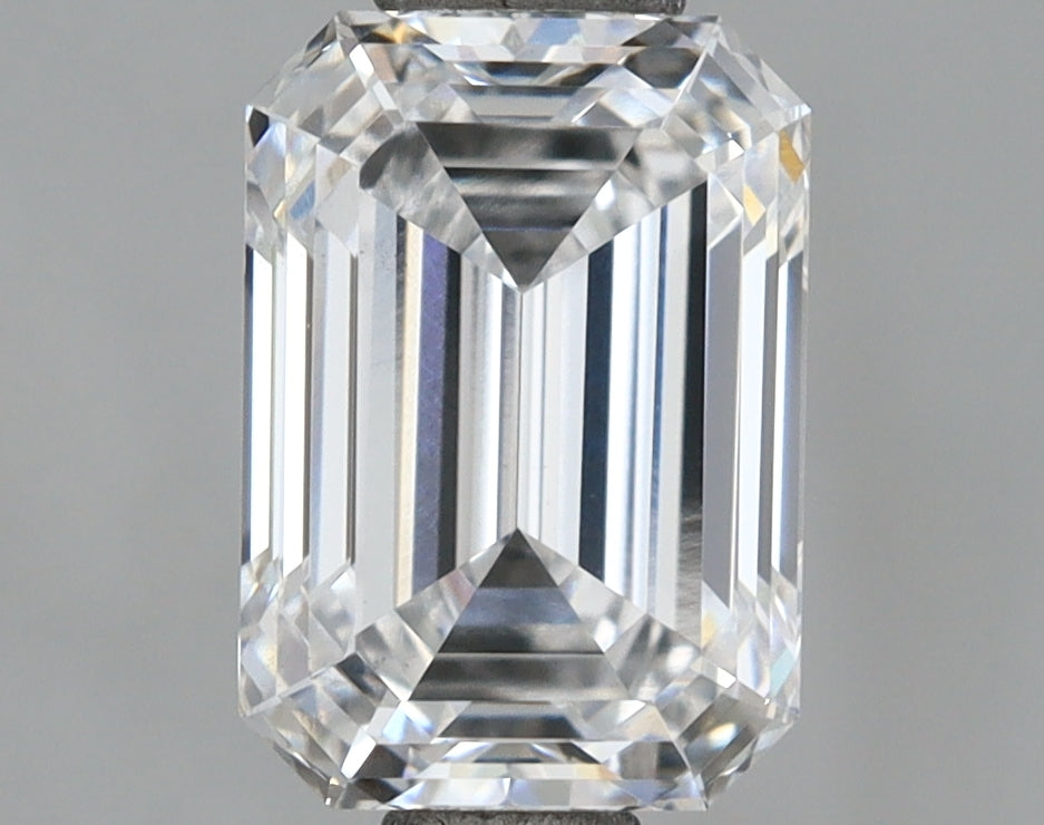 1.47 Carat Emerald Shaped, Ideal Cut, D Color, VS1 Clarity, IGI Certified Lab Grown Diamond