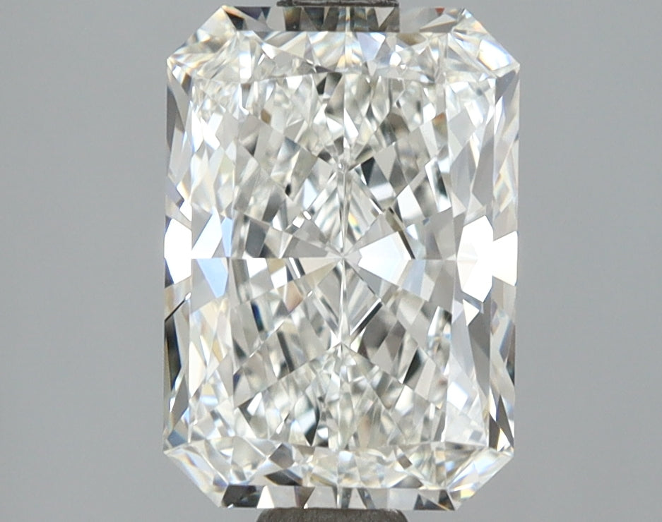 2.55 Carat Radiant Shaped, Ideal Cut, F Color, VVS2 Clarity, IGI Certified Lab Grown Diamond